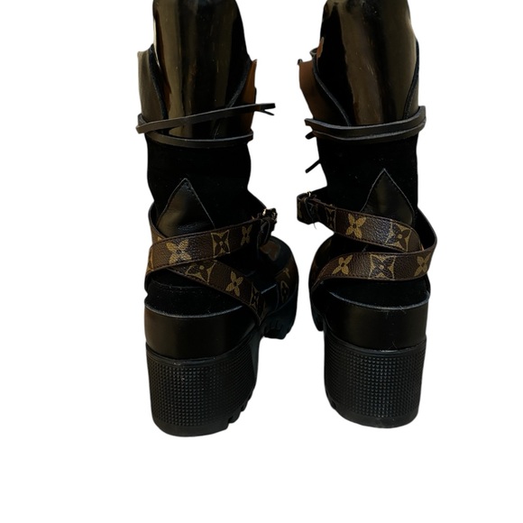 Louis Vuitton Platform Desert Boot - Picture 5 of 9